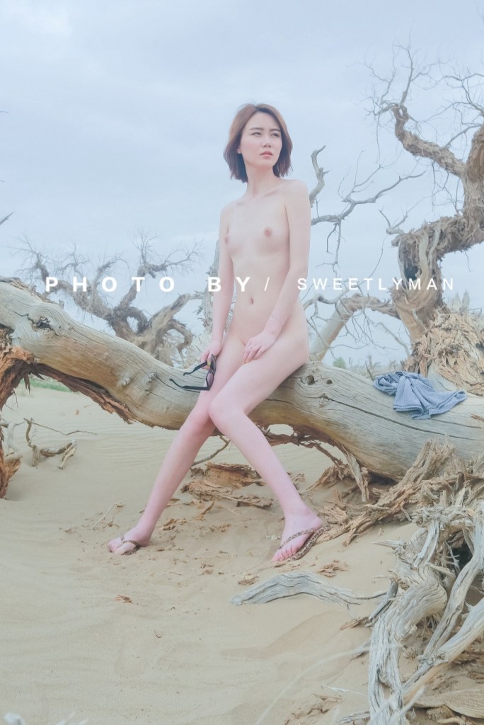 tumblr_ob0n97AeZ31v8l9ijo6_1280